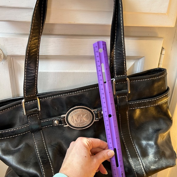 Michael Kors handbag - Picture 6 of 6